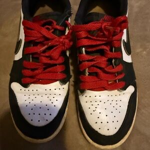 Nike Kids Black and White Sneakers with Red Laces